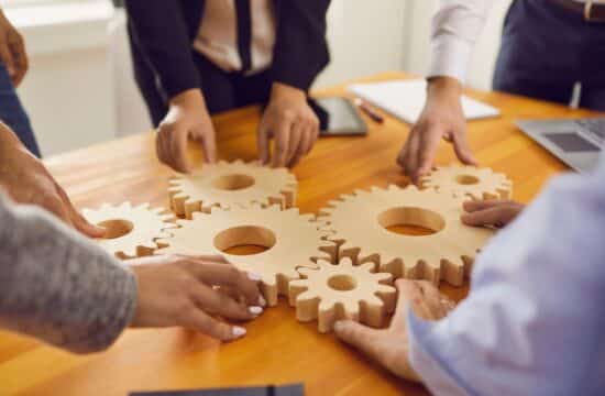 gestione efficace dell'HR management può migliorare il ciclo di vita del dipendente e aumentare la produttività.