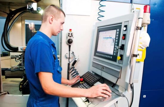 operatore cnc lombardia
